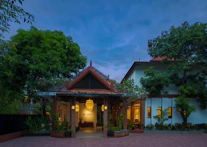 Morodoc Garden Hotel 4*